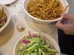 -黑八私房老北京炸酱面