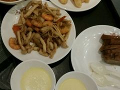 -蓝色派对KTV(聚然广场店)