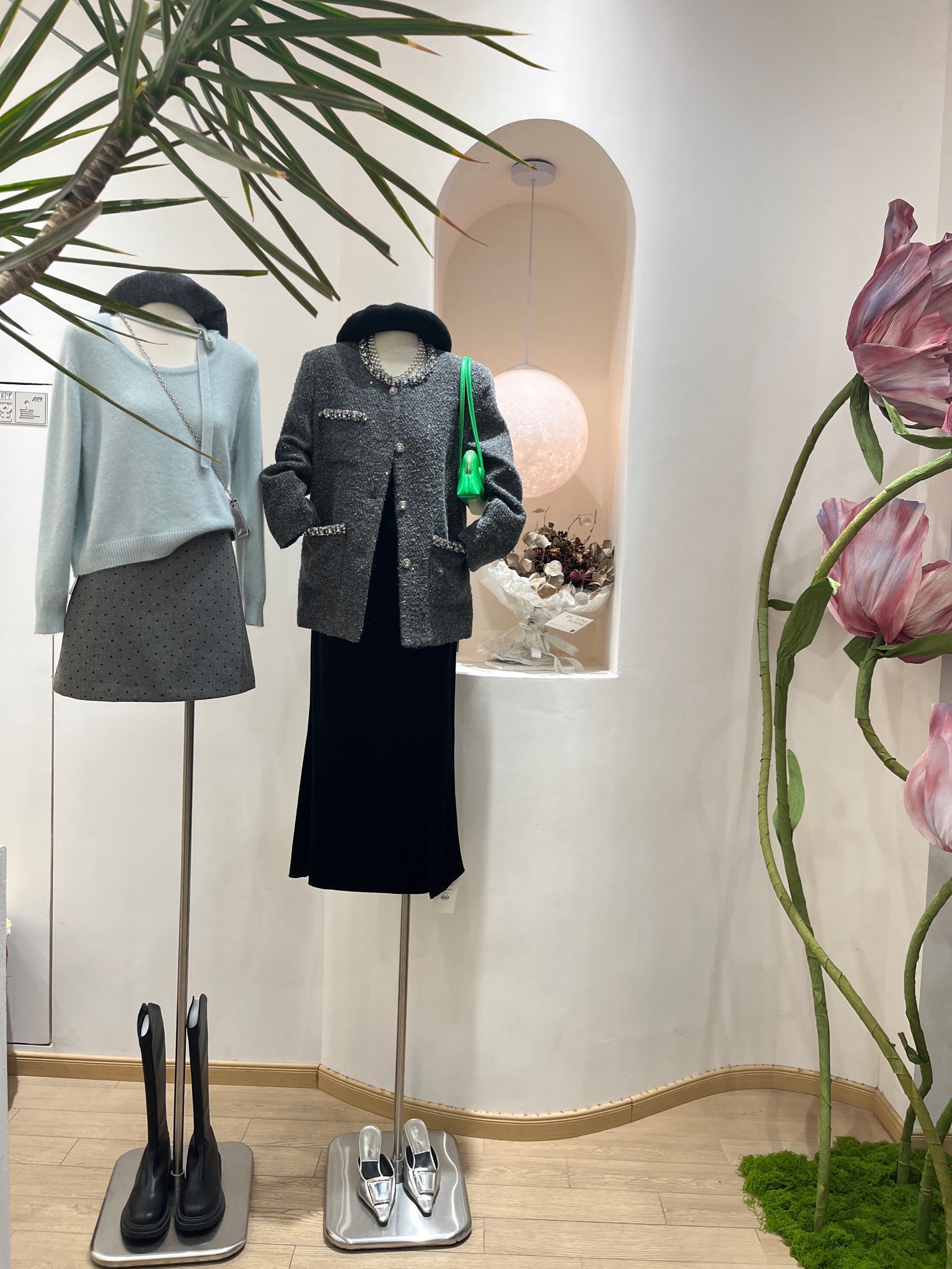 0元玩转这座城
瑶海万达新开了一家女装店,岛屿,小众设计师款真的