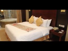 -绍兴鉴湖君澜大酒店