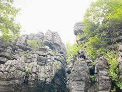 -梭布垭石林景区
