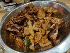 -嘎嘎鸭下巴·爆辣干锅(明教寺店)