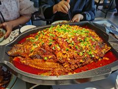 -江边城外烤全鱼(世茂广场店)