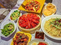-霄汉牛三鲜湖北砂锅菜(万松园2店)