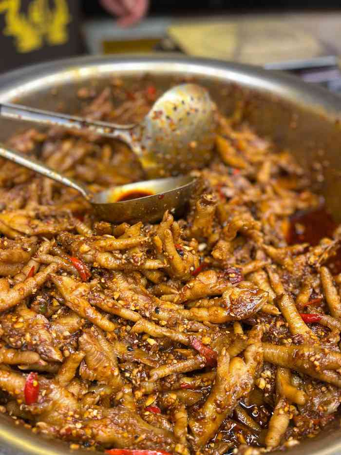 嘉州九妹凤爪(乐山总店)-"我本人一直很喜欢吃凤爪,虽然被妈妈说了很.