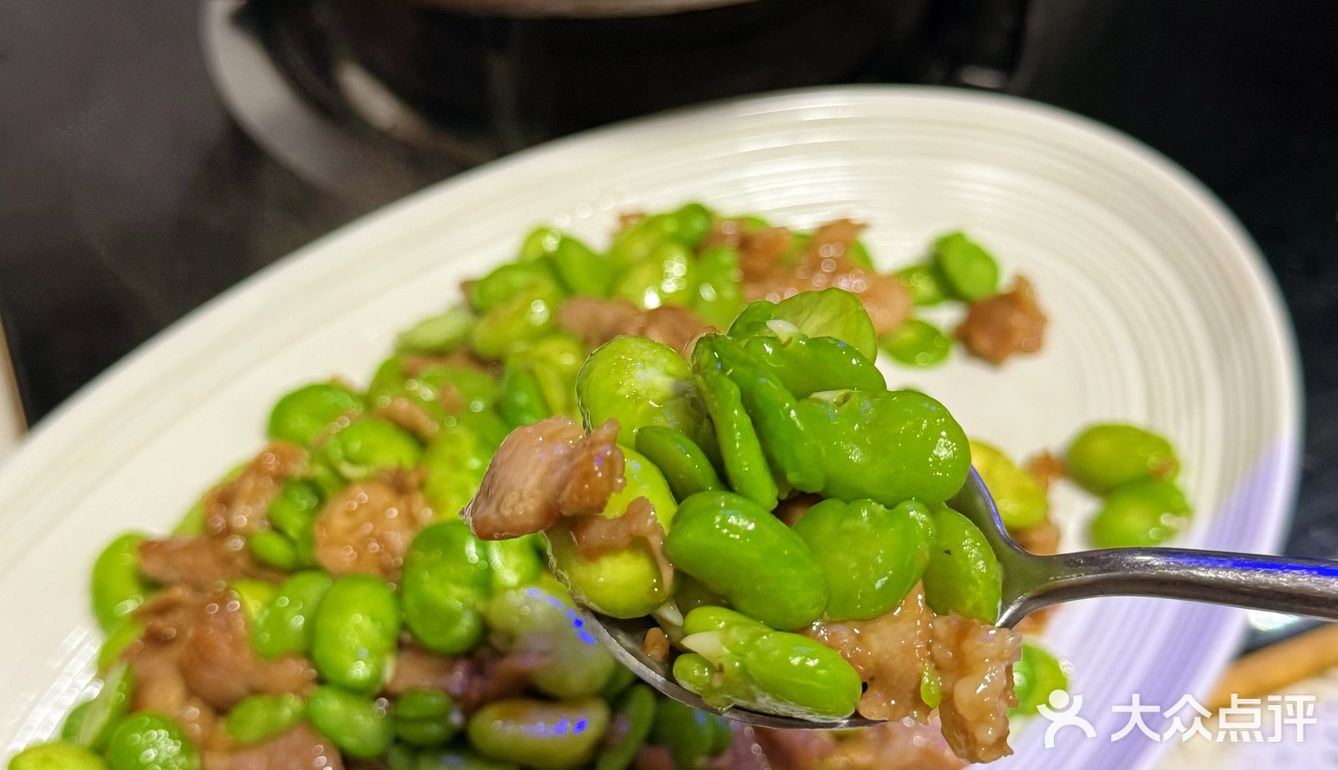 蚕豆炒肉 春天里的下饭菜 真的太鲜了！