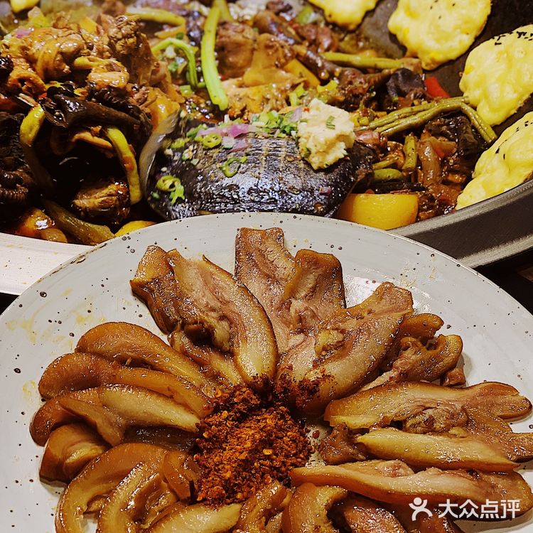 成都探店|赵亮老师请你来【御凤甲】吃柴火鸡❗