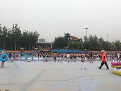 -欢乐水魔方水世界