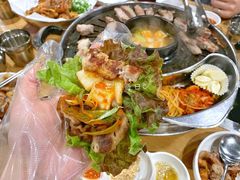 -江南猪肉商会无限续吃(弘大店)
