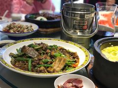 -辣螃铠盆盆蟹大排档(海昌店)