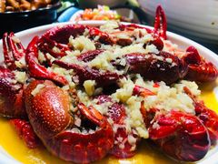 -叶派龙虾•招牌香辣蟹·海鲜(中海国际店)
