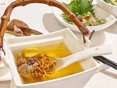 虫草乳鸽汤-翡翠小城·海鲜豆捞·广式点心(老佛爷店)