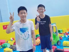 -嘿哟动霸CHUA·新潮玩运动娱乐中心·蹦床滑冰团建乐园