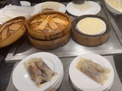 -东方红海鲜百汇(国际大厦店)