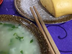 -胡成记口蘑龙眼包子(盐道街店)