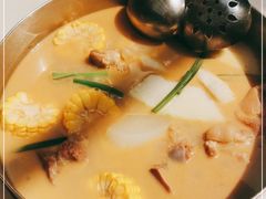 -肥仔文澳门猪骨煲(南京西路店)
