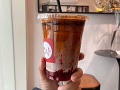 覆盆子拿铁-Joymean coffee.见面咖啡