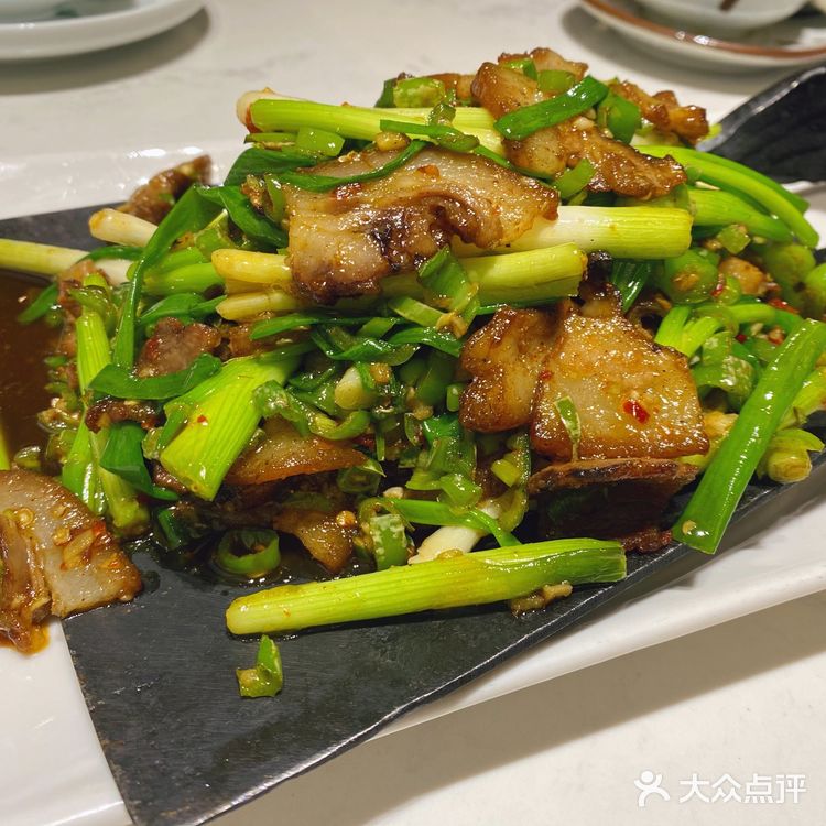 牙尖妹儿吃牙尖～