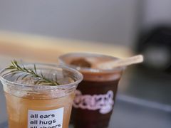 -HUGS coffee(东区店)