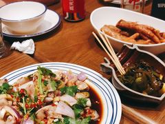 -二孃鸡爪爪(东风路总店)