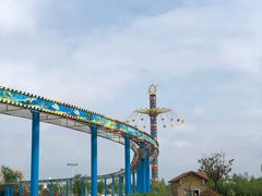 游乐设施-凤凰欢乐大世界