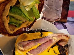 安格斯厚牛培根堡-麦当劳(贵和购物中心B1店)