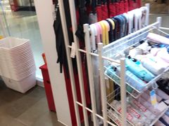 -名创优品(广东东莞东城万达2店)