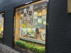-全家便利店(王府井大街店)