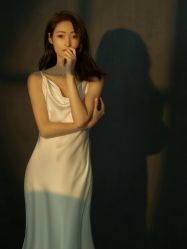 -至臻微拉婚纱摄影