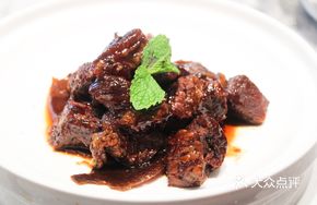 20-Year Cured Tangerine Braised Beef