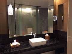 iphone_upload_pic-上海外滩英迪格酒店
