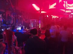 -Club Queen皇后酒吧