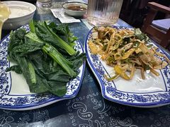 -蜗牛小馆醉乡民谣云南菜(惠新西里店)