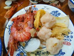 -老何家后安粉·糟粕醋海鲜火锅(三亚湾椰梦长廊店)