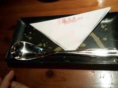 -Zsmart智尚酒店(上海北外滩四川北路东宝兴路地铁站店)