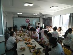 -爱月宝月嫂·育儿嫂(哈尔滨总店)