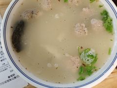丸子汤-和众大油条(维明路店)