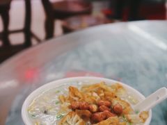 艇仔粥-穗银肠粉店(东川路店)