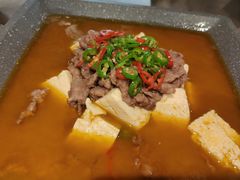 -有红鸡毛店·川菜(建设路店)