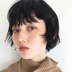 -变画·发型STUDIO