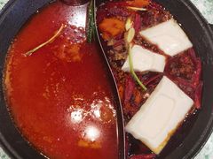 -鸿姐老火锅(疁城新天地店)