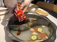 鸳鸯锅底-袁记串串香(南区店)