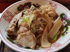 二郎系拉面-拉面莊夢語＆中华料理八椿