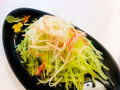 青笋拌蟹柳-卫鼎轩·家宴(水上公园店)