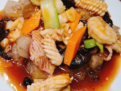 三鲜焖子-小船渔村•大连菜•大连焖鱼(黄河路店)
