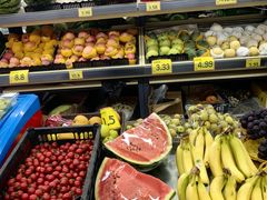 -谊品生鲜折扣店(伟清中环店)