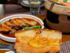 咸蛋黄红烧肉-肴约·花园式餐厅(湖里店)