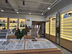 -康利眼镜·蔡司战略合作店(龙泉书房店)