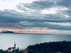 -三亚湾海居铂尔曼度假酒店