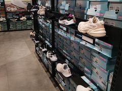 -斯凯奇(八达岭奥特莱斯店)